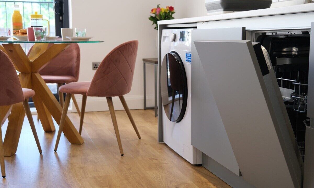 Photo of Others in Ealing Common