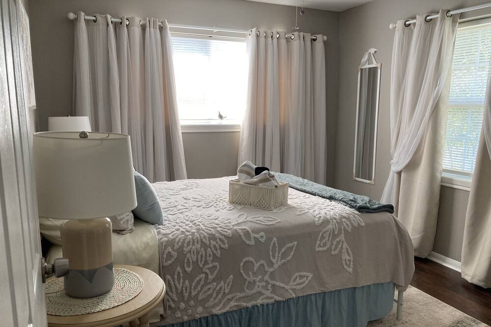 Photo of Bedroom in Willis