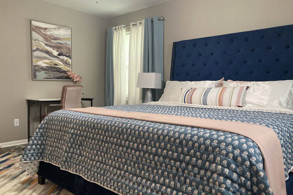 Photo of Bedroom in Willis
