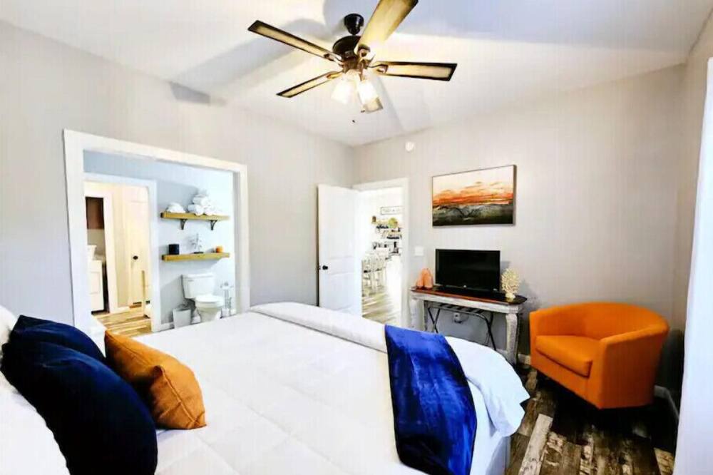 Photo of Bedroom in Valley Head