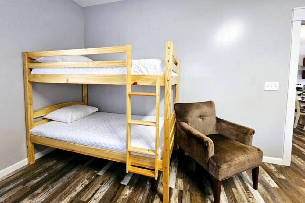Photo of Bedroom in Valley Head