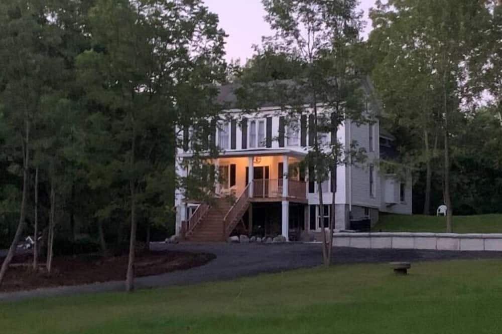 Photo of Outdoor in Mottville