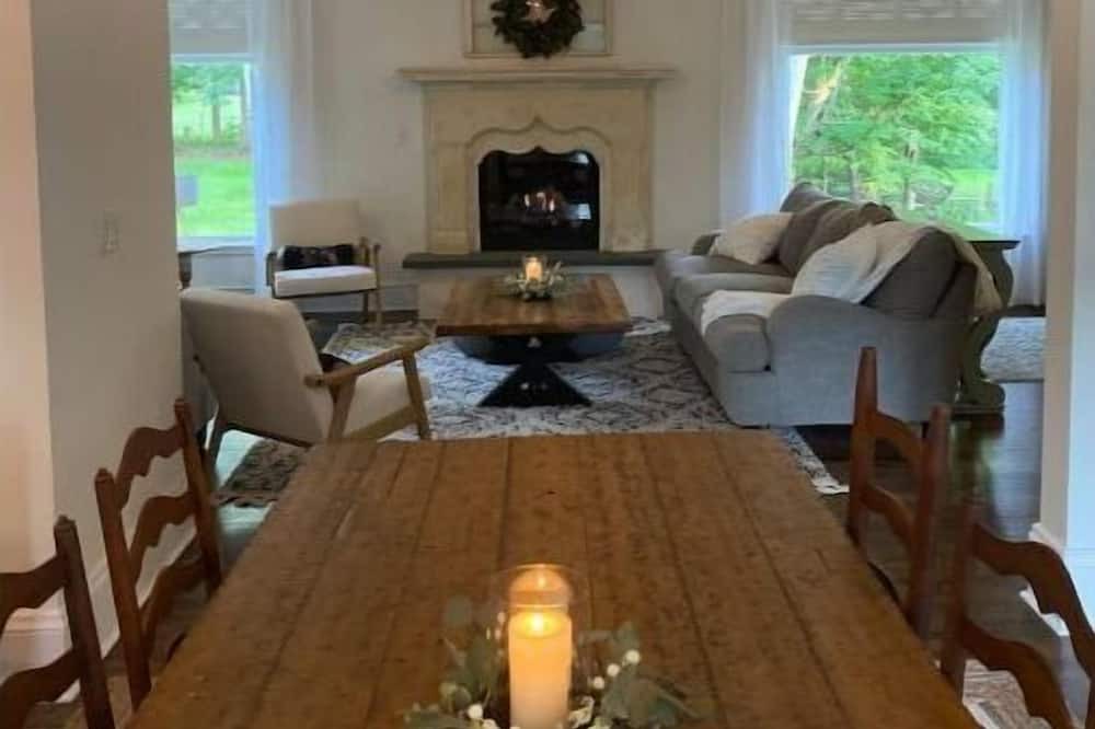 Photo of Others in Mottville