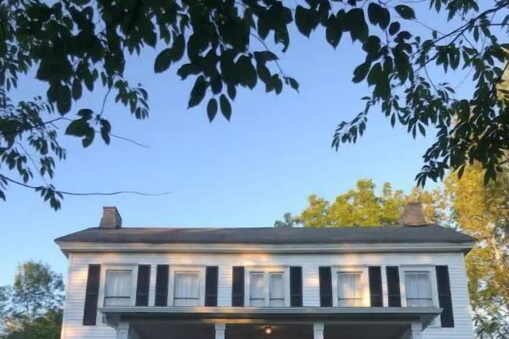 Photo of Outdoor in Mottville