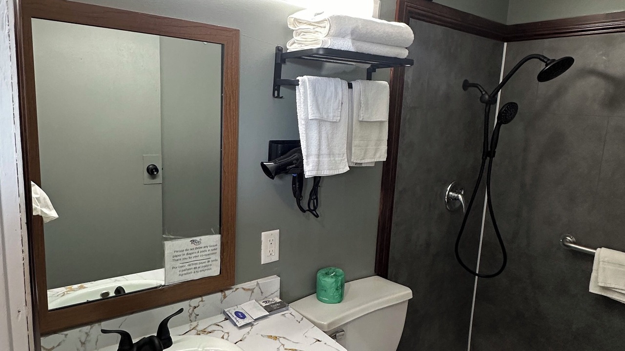 Photo of Bathroom in Emporia