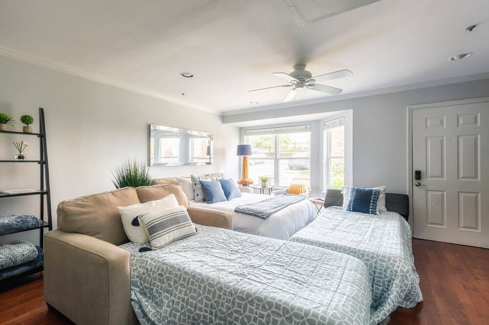 Photo of Bedroom in Rutledge Hill