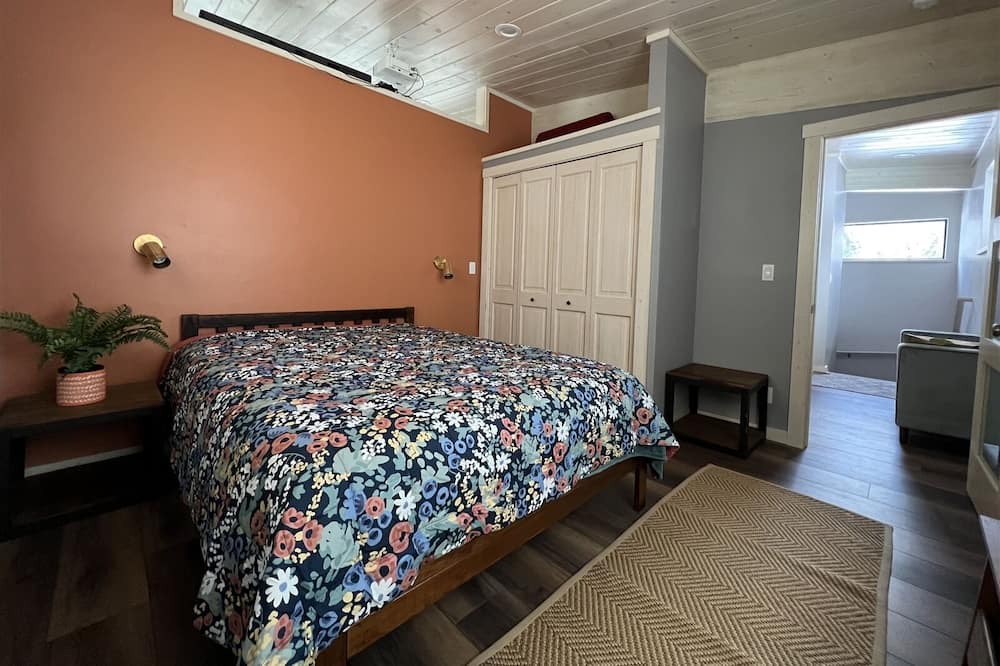 Photo of Bedroom in Winthrop