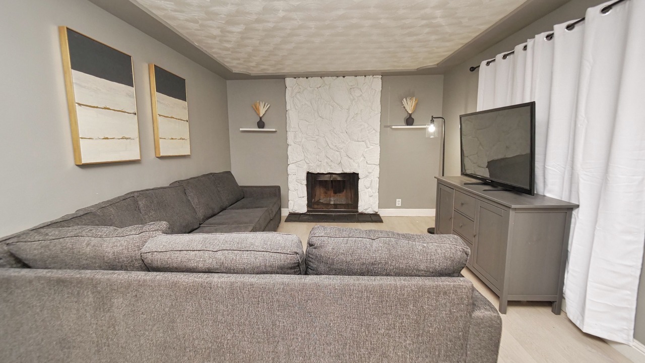 Photo of Livingroom in Sacramento