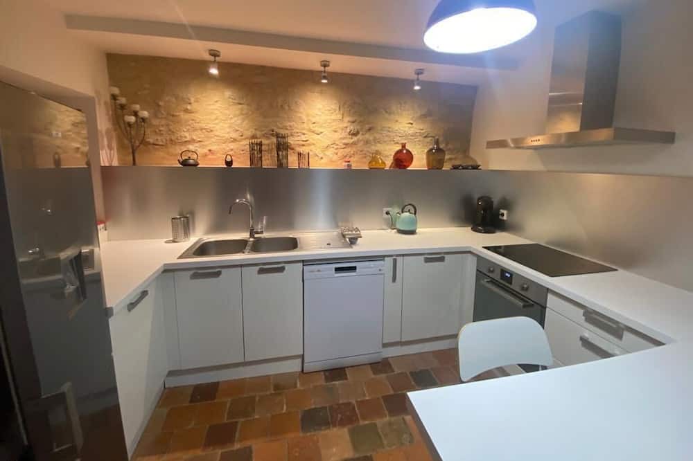 Photo of Kitchen in Beze