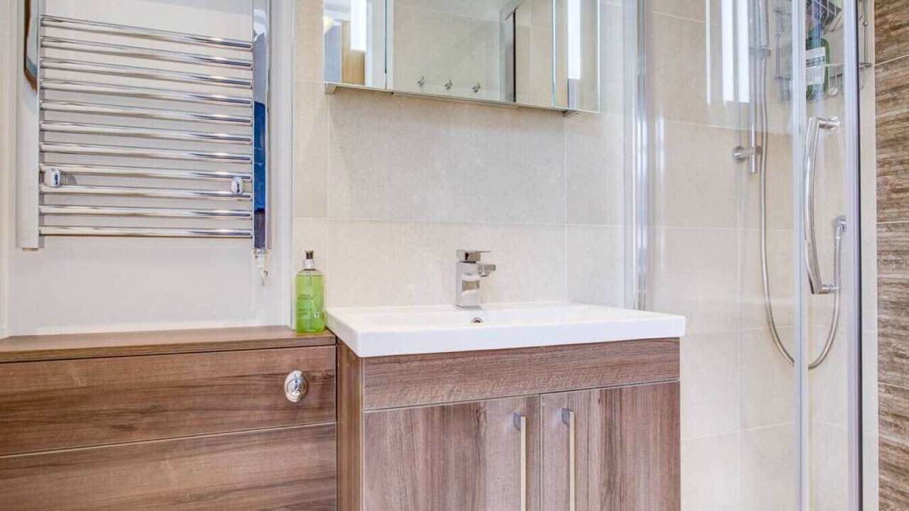 Photo of Others in Wallington North