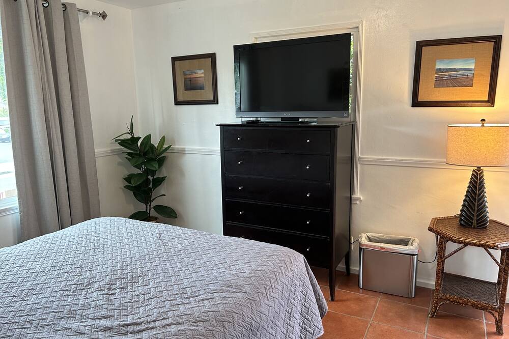 Photo of Bedroom in West Beach