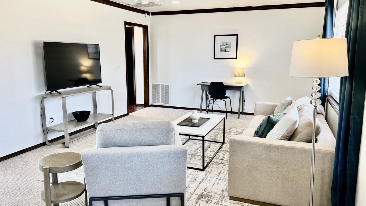 Photo of Livingroom in Edmond