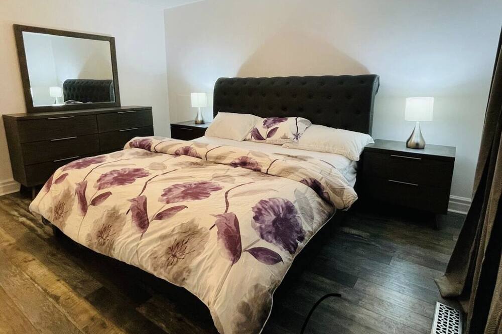 Photo of Bedroom in Hamilton