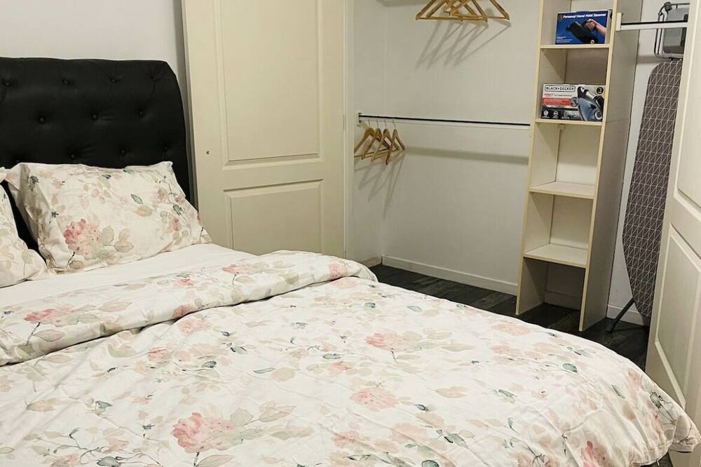 Photo of Bedroom in Hamilton