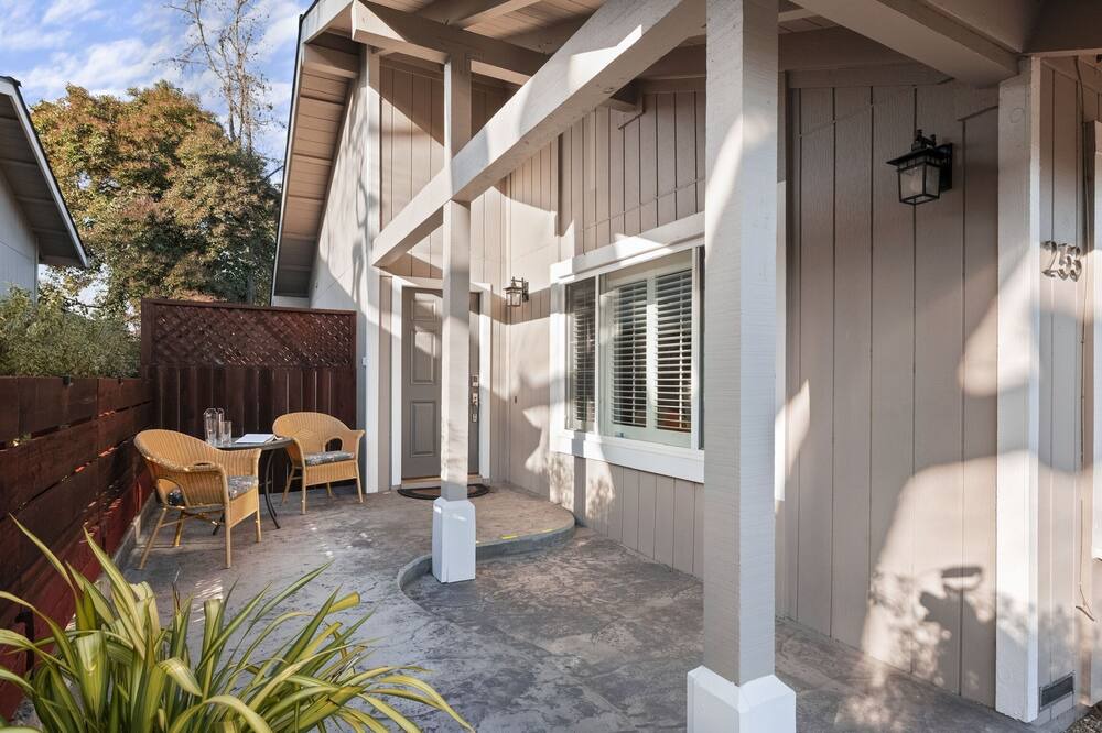 Photo of Patio Balcony in Sonoma