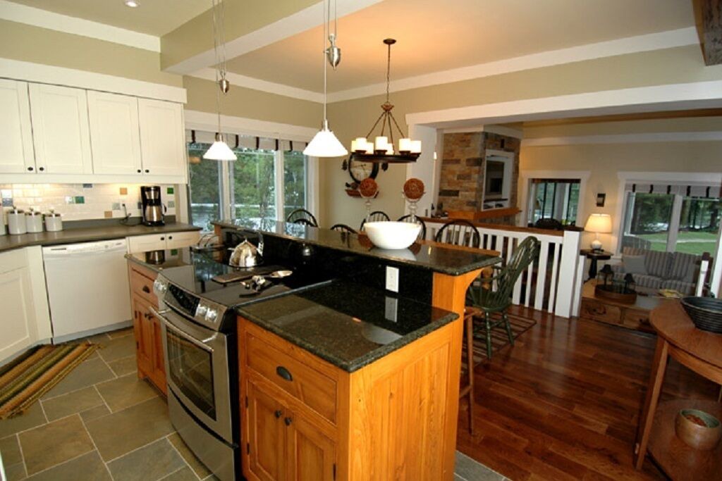 Photo of Kitchen in Baysville