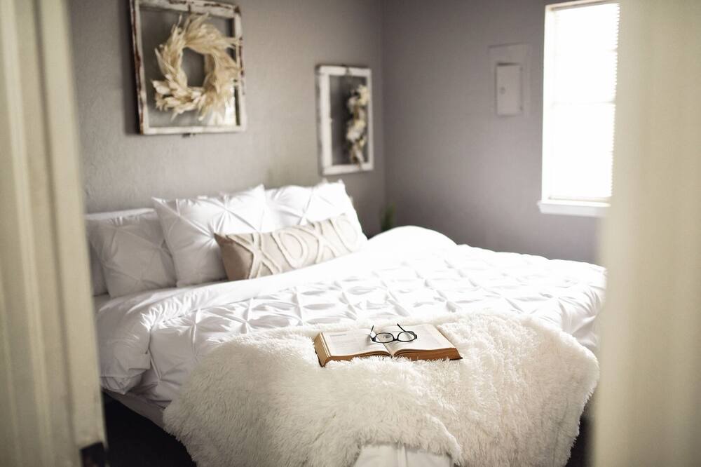 Photo of Bedroom in Lawton