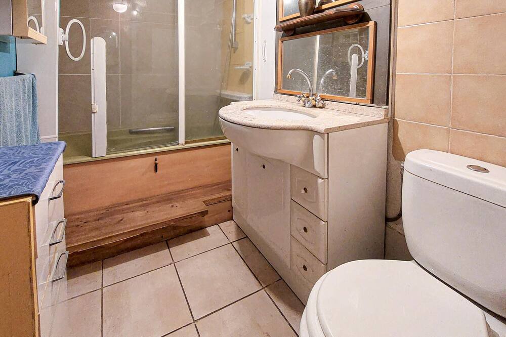 Photo of Bathroom in Thiers