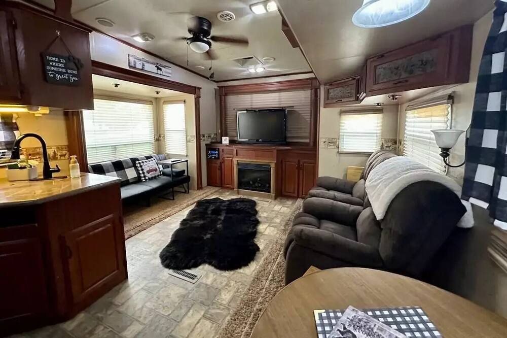 Photo of Livingroom in Huntsville