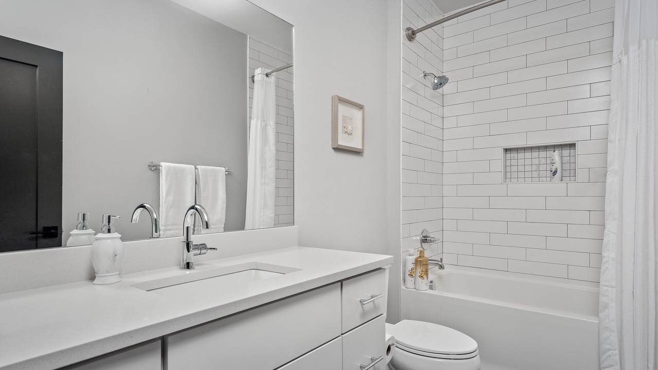 Photo of Bathroom in Midtown