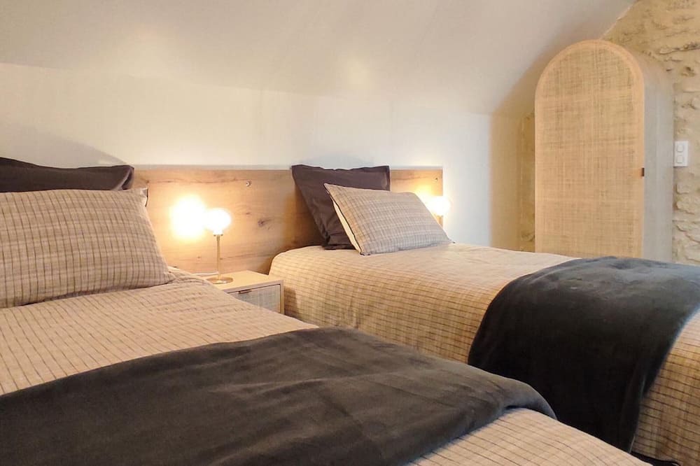 Photo of Bedroom in Pierrefonds