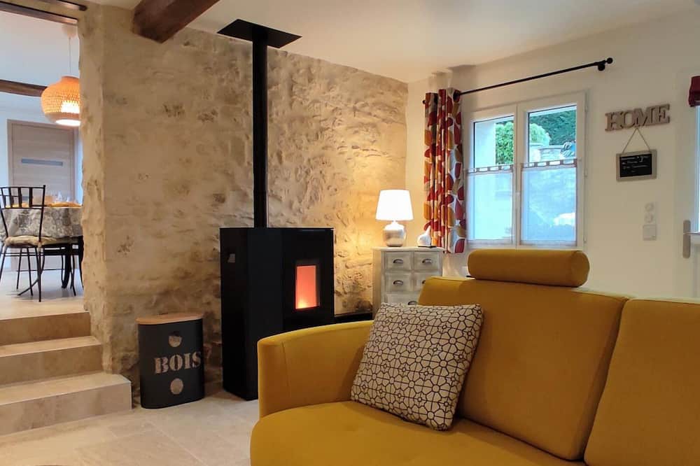 Photo of Livingroom in Pierrefonds