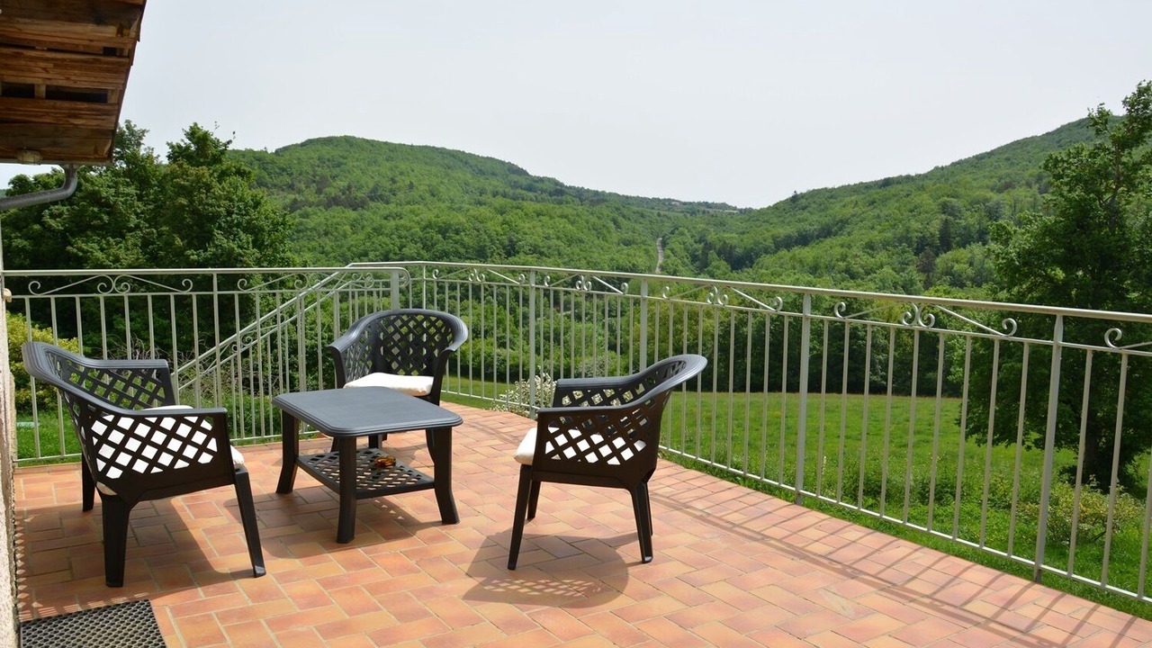 Photo of Patio Balcony in Saint-Benoit