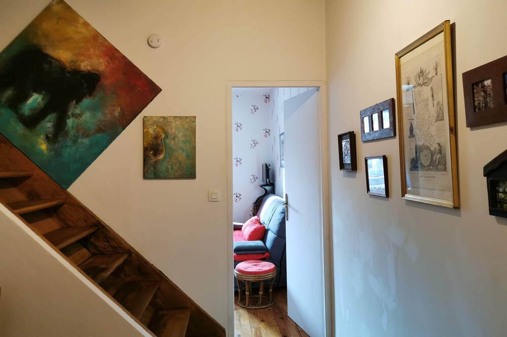 Photo of Others in Lens-Lestang