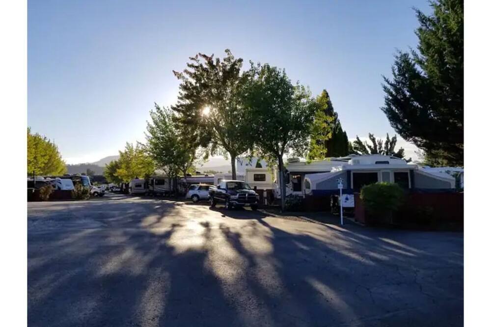 Photo of Outdoor in Roseburg