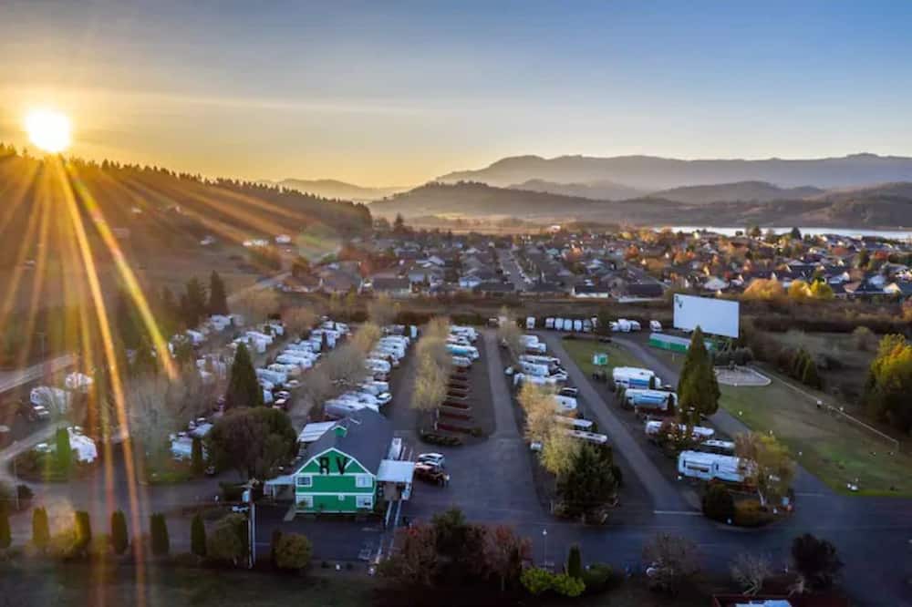 Photo of Outdoor in Roseburg