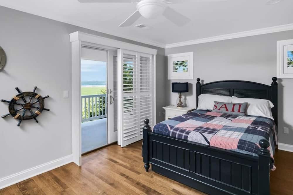 Photo of Bedroom in Harvey Cedars