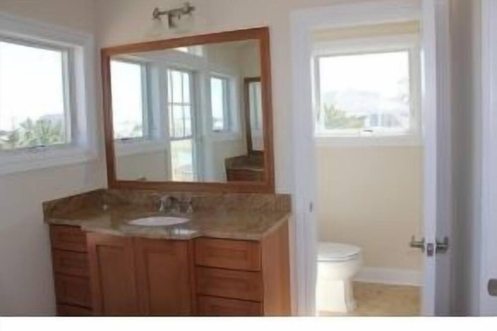 Photo of Bathroom in Harvey Cedars