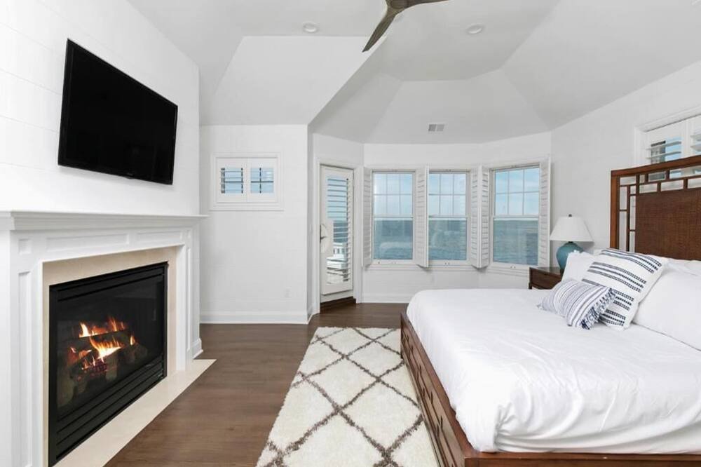 Photo of Bedroom in Harvey Cedars