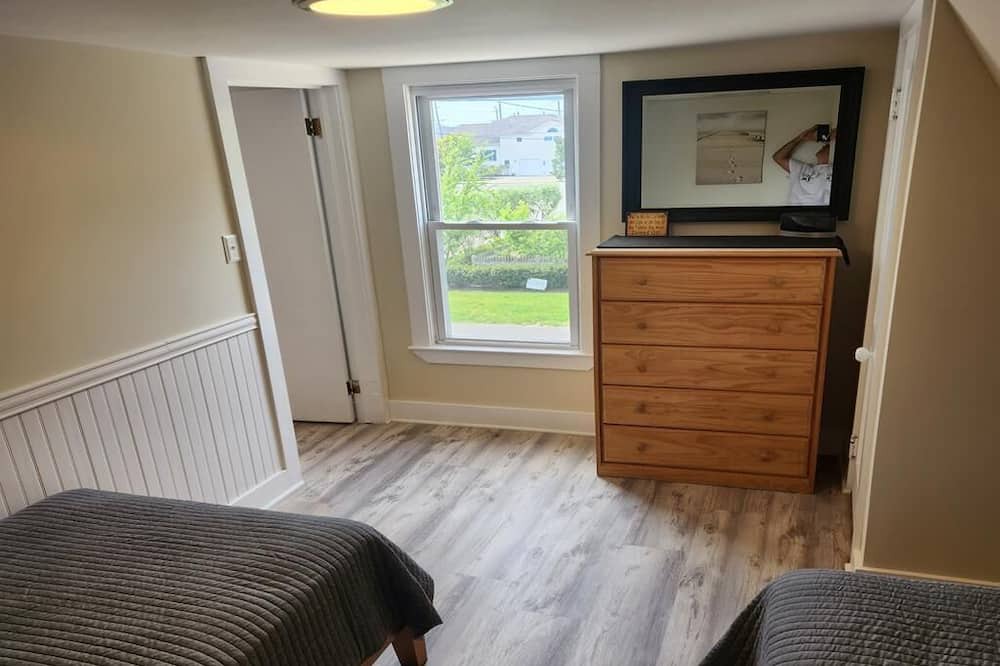 Photo of Bedroom in Beach Haven Gardens