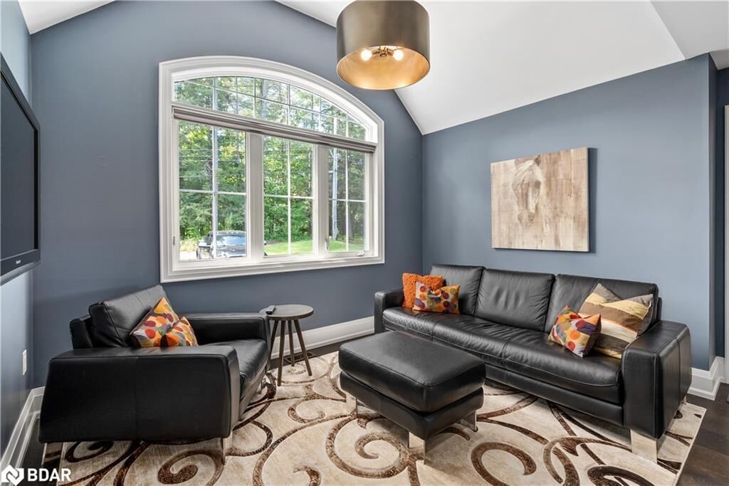 Photo of Livingroom in Irondale