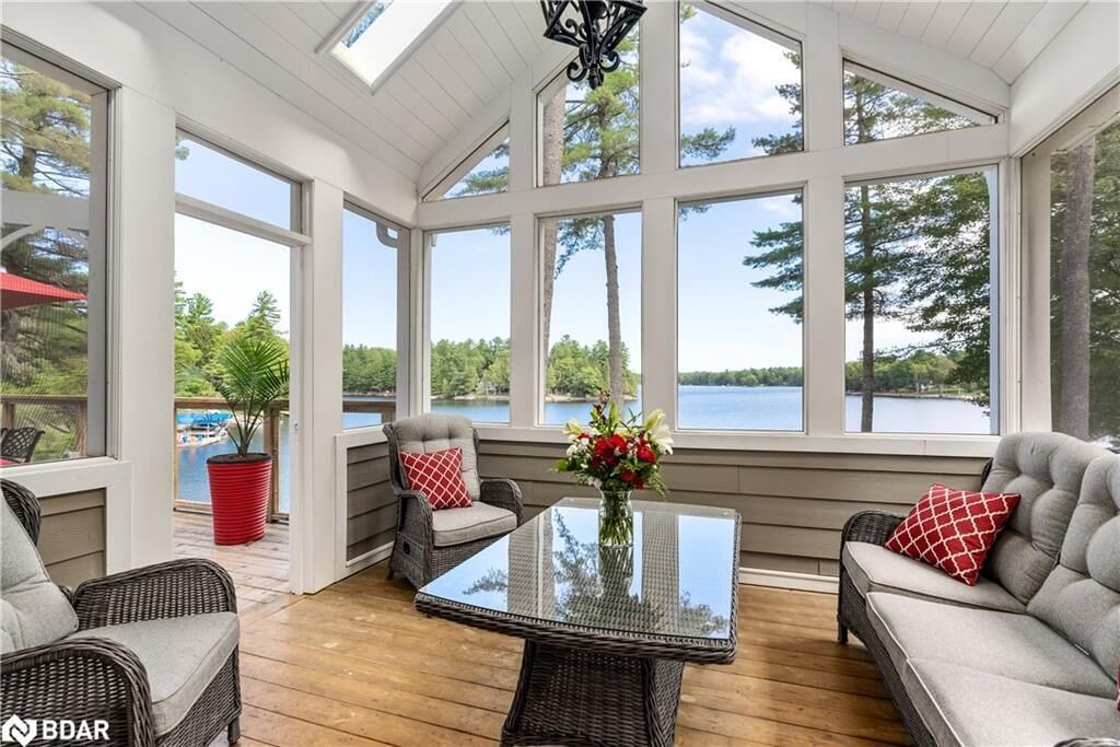 Photo of Livingroom in Irondale