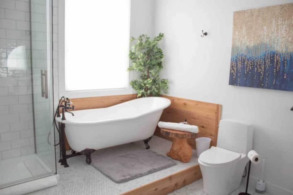 Photo of Bathroom in Rathdrum