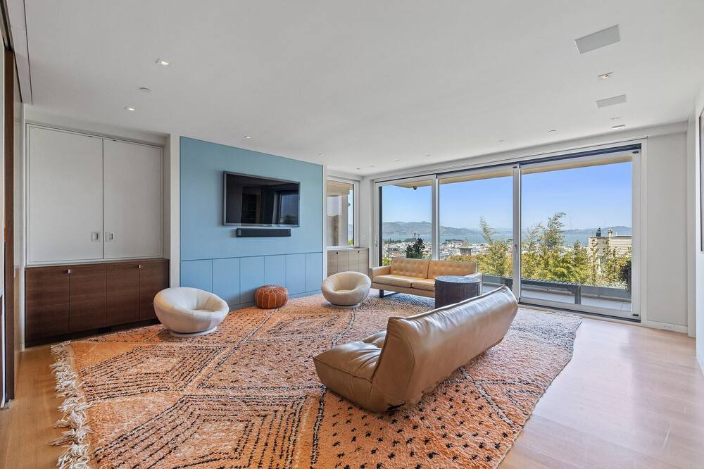 Photo of Livingroom in Pacific Heights