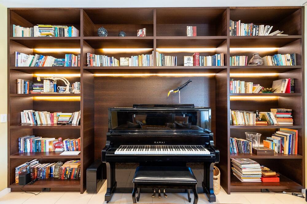 Photo of Others in Pacific Heights