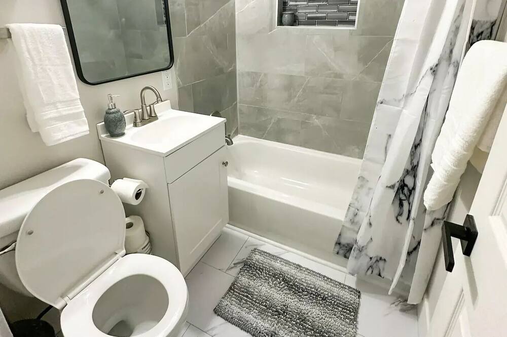 Photo of Bathroom in Lincoln