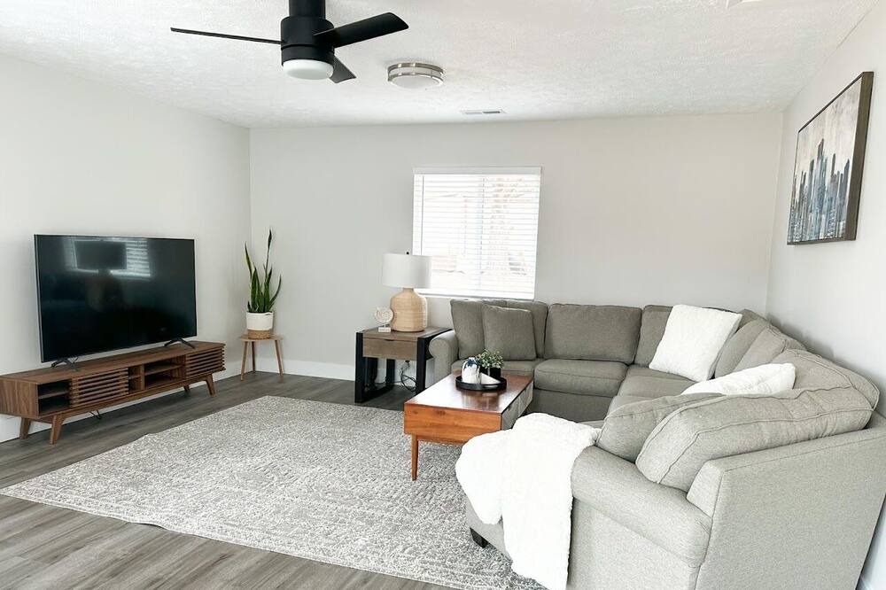 Photo of Livingroom in Lincoln