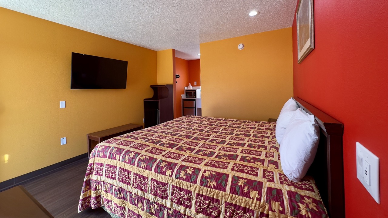 Photo of Bedroom in Rogers
