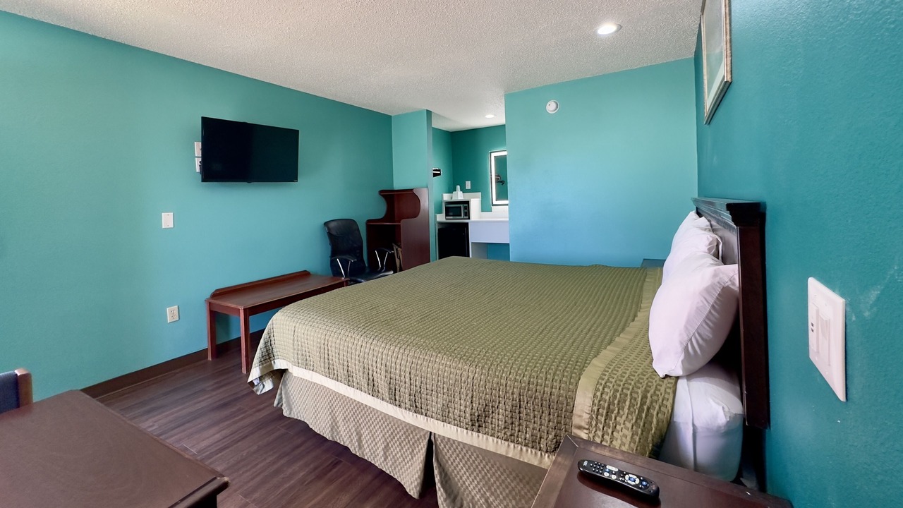 Photo of Bedroom in Rogers