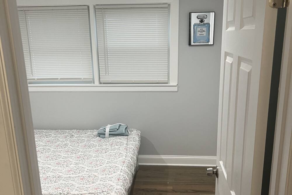 Photo of Bedroom in Chatham