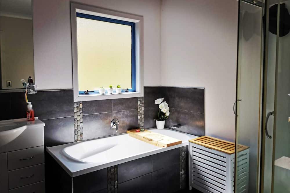 Photo of Bathroom in Te Miro