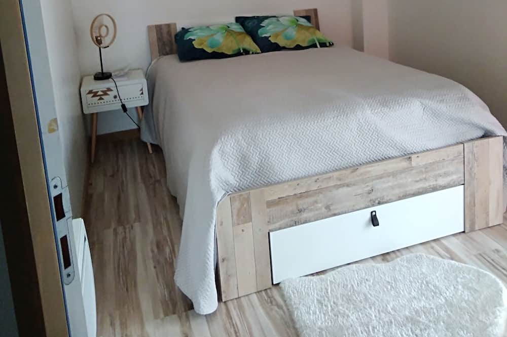 Photo of Bedroom in Louerre