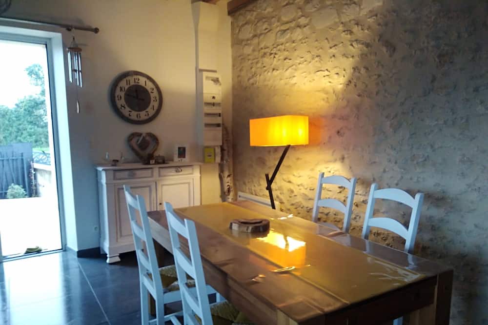 Photo of Others in Louerre