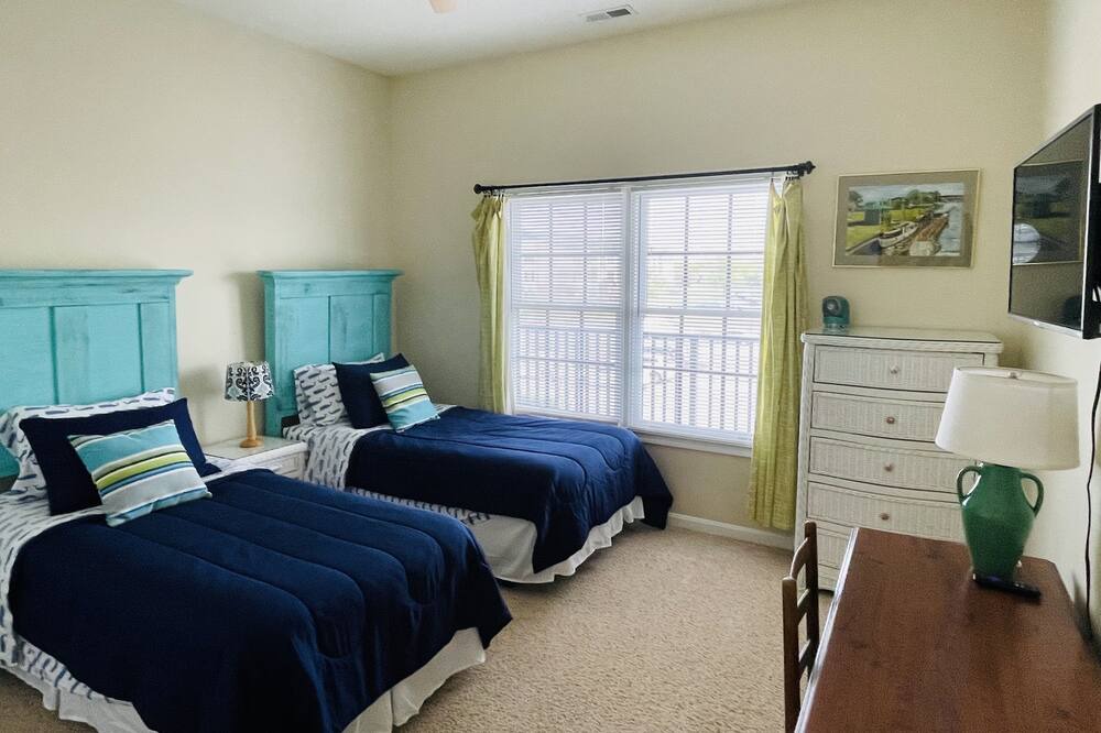 Photo of Bedroom in Villages of Five Points