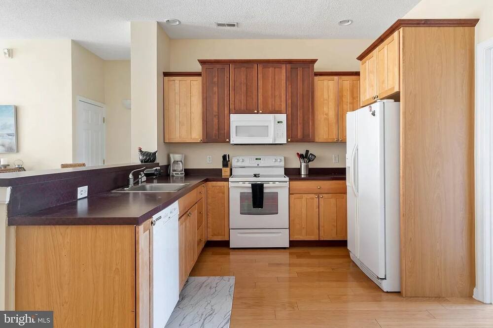 Photo of Kitchen in Villages of Five Points