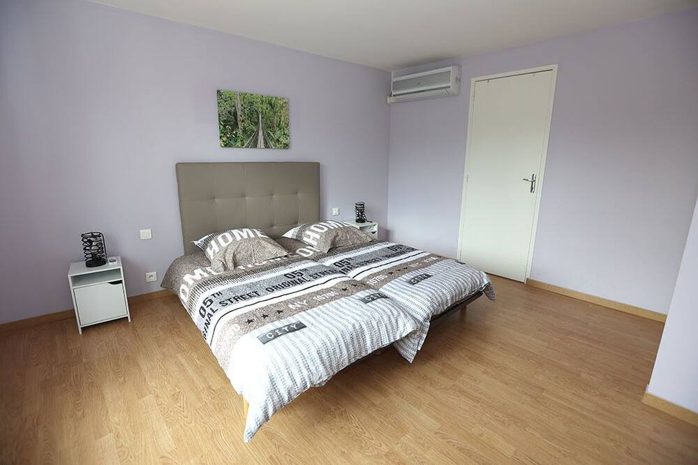 Photo of Bedroom in Albi